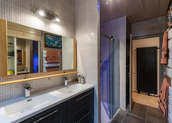 Grand Yatou - 8 Pers, Rdc, Confort - Parking, Jardin & Wifi بيت للعطل كوتيريه